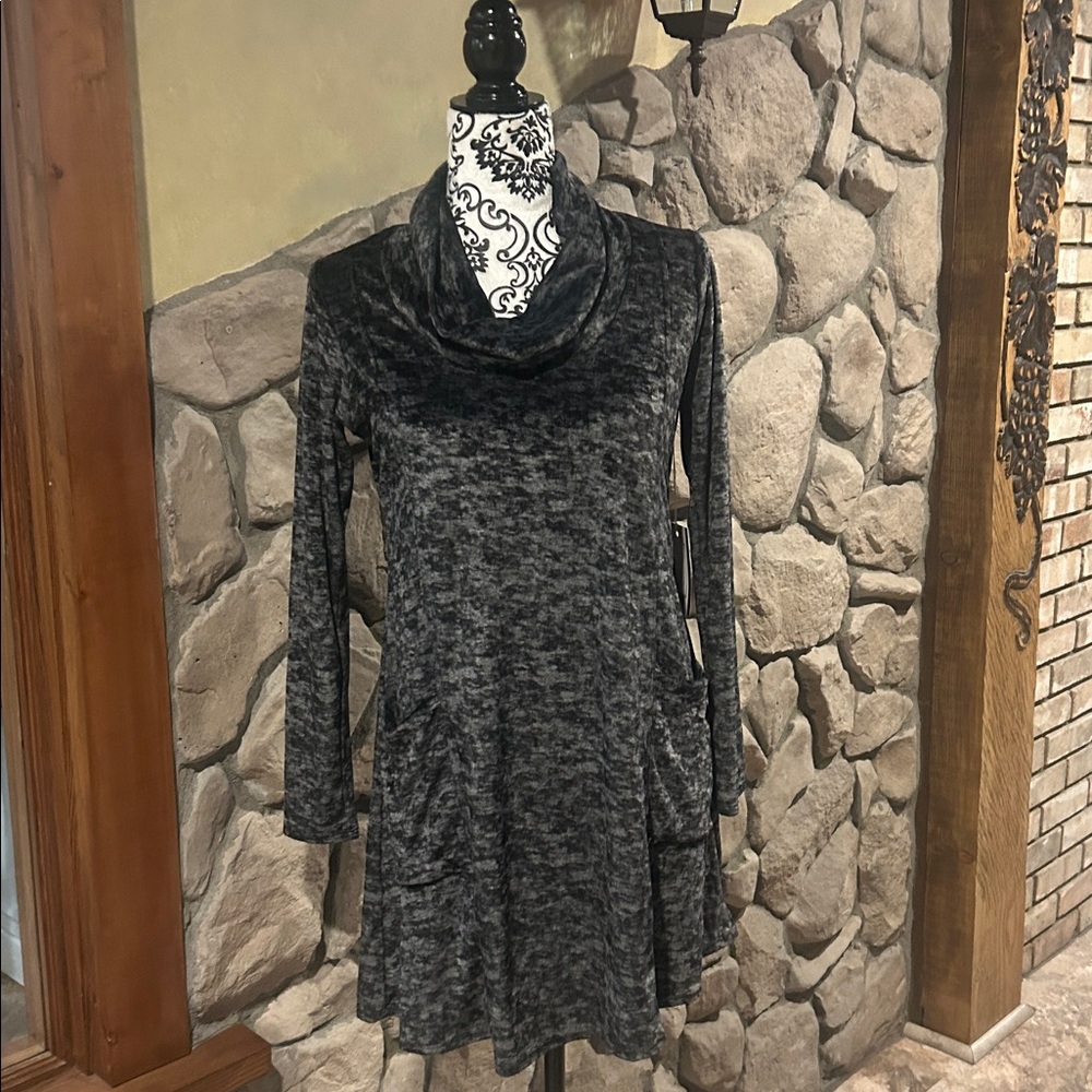 NWT Vine Street Apparel Gray Long Sleeve Cowl Neck Tunic S
